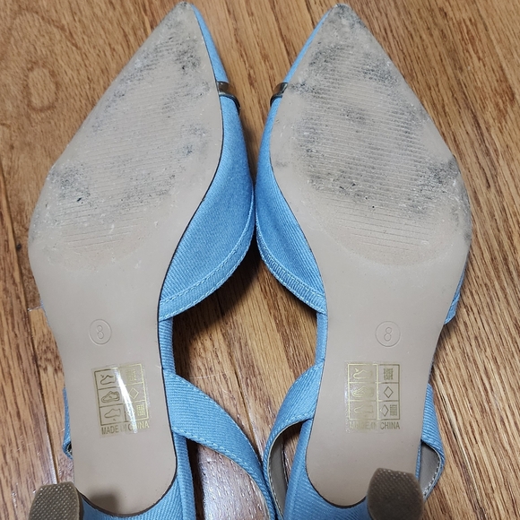 Journee Collection Light Blue Heels with Silver Accent - Picture 5 of 5